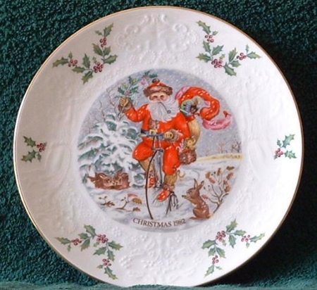 1982 Royal Doulton Christmas Plate